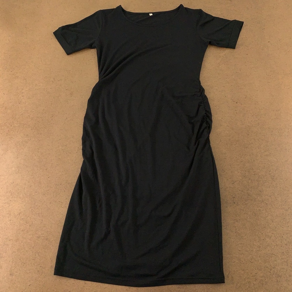 Smallshow Women's Size Medium Black Short Sleeve Ruched Maternity Dress New